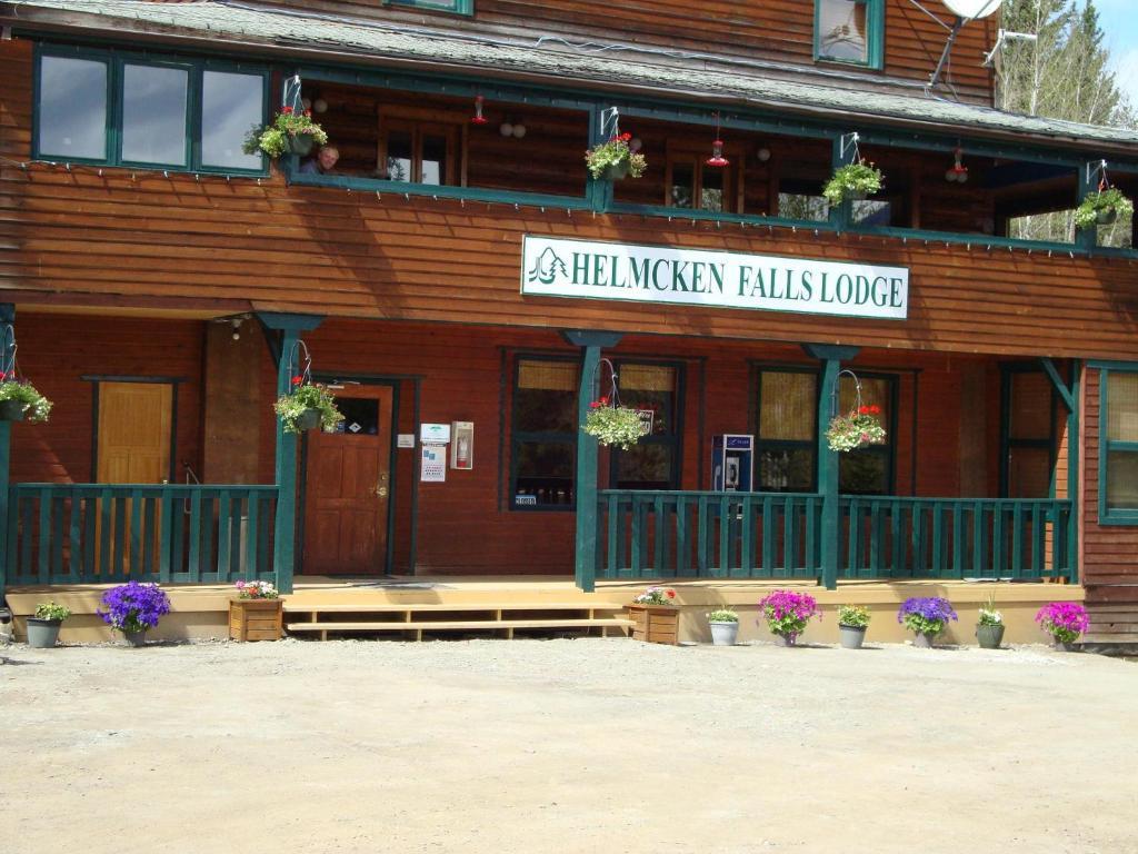 Helmcken Falls Lodge Cabin Rooms And Rv Park Clearwater Ngoại thất bức ảnh